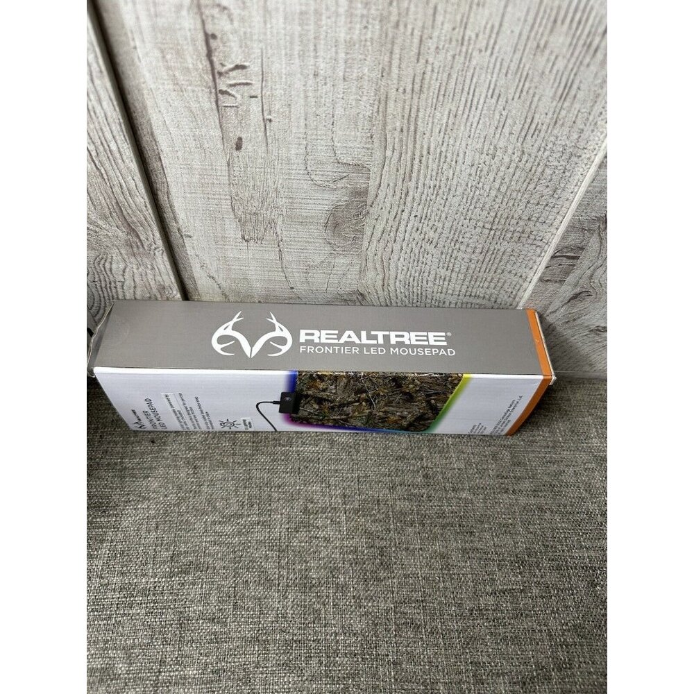 Realtree Gaming Mouse Pad 13 LED Light Modes Anti Slip Base Camo w/ USB Cable - Picture 4 of 4